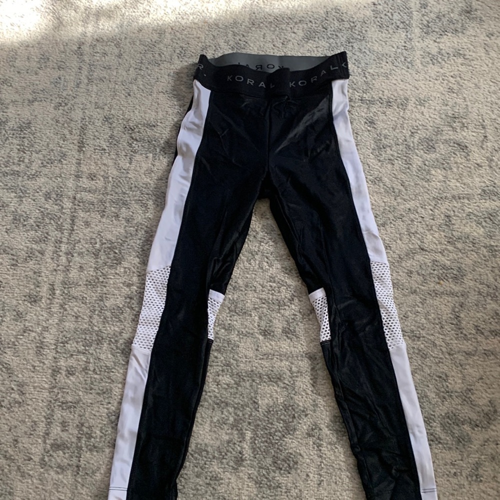 Koral Emblem Infinity High Rise Cropped Legging